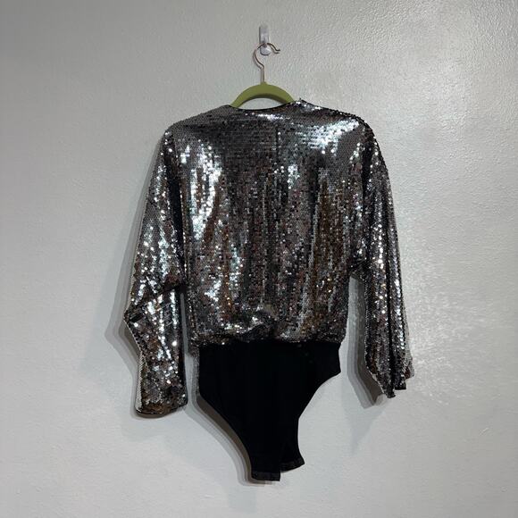 Silver Sequin Deep Plunging Bodysuit Sz XL - Picture 7 of 10